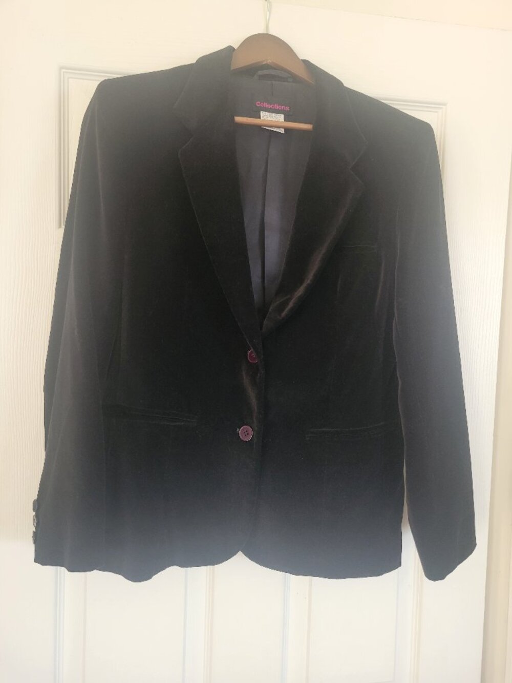 Women's Velvet Balzer Size 14